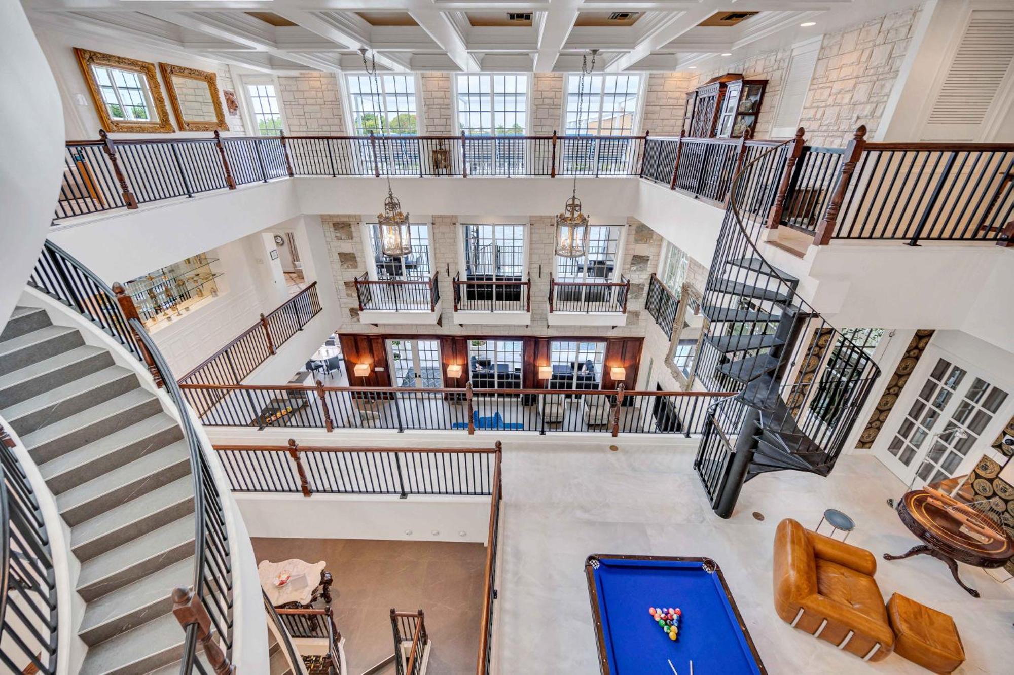 The Modern Castle Canal View Access Rooftop Living Greenhouse Vlllas Fort Lauderdale Exterior foto