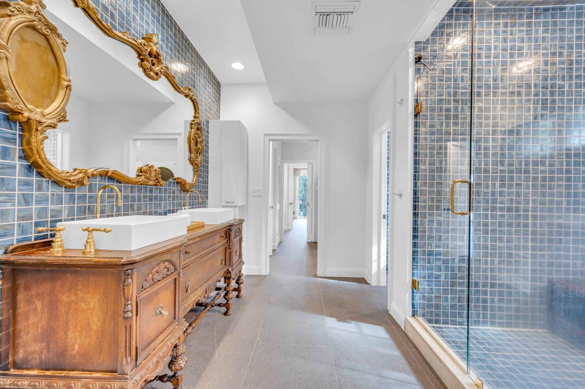 The Modern Castle Canal View Access Rooftop Living Greenhouse Vlllas Fort Lauderdale Exterior foto