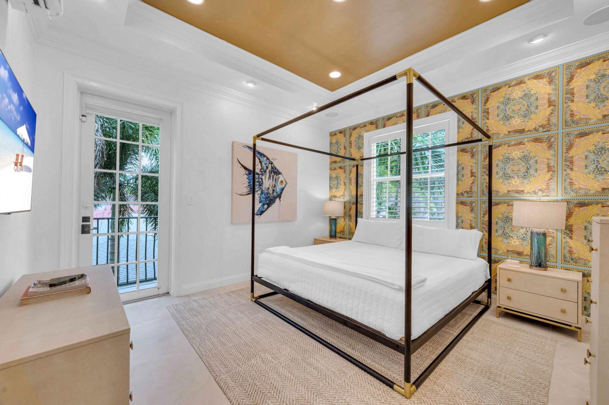 The Modern Castle Canal View Access Rooftop Living Greenhouse Vlllas Fort Lauderdale Exterior foto